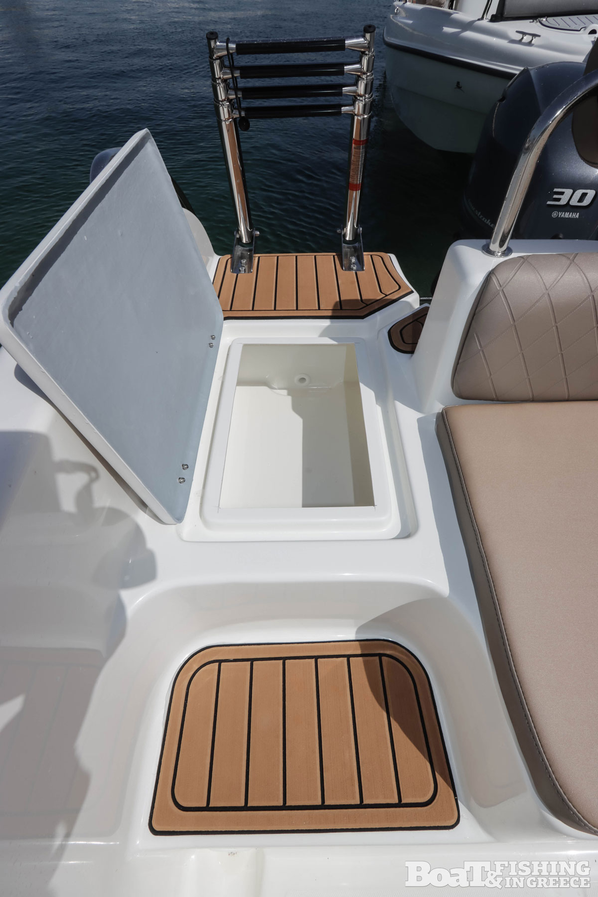 Ithaca 550